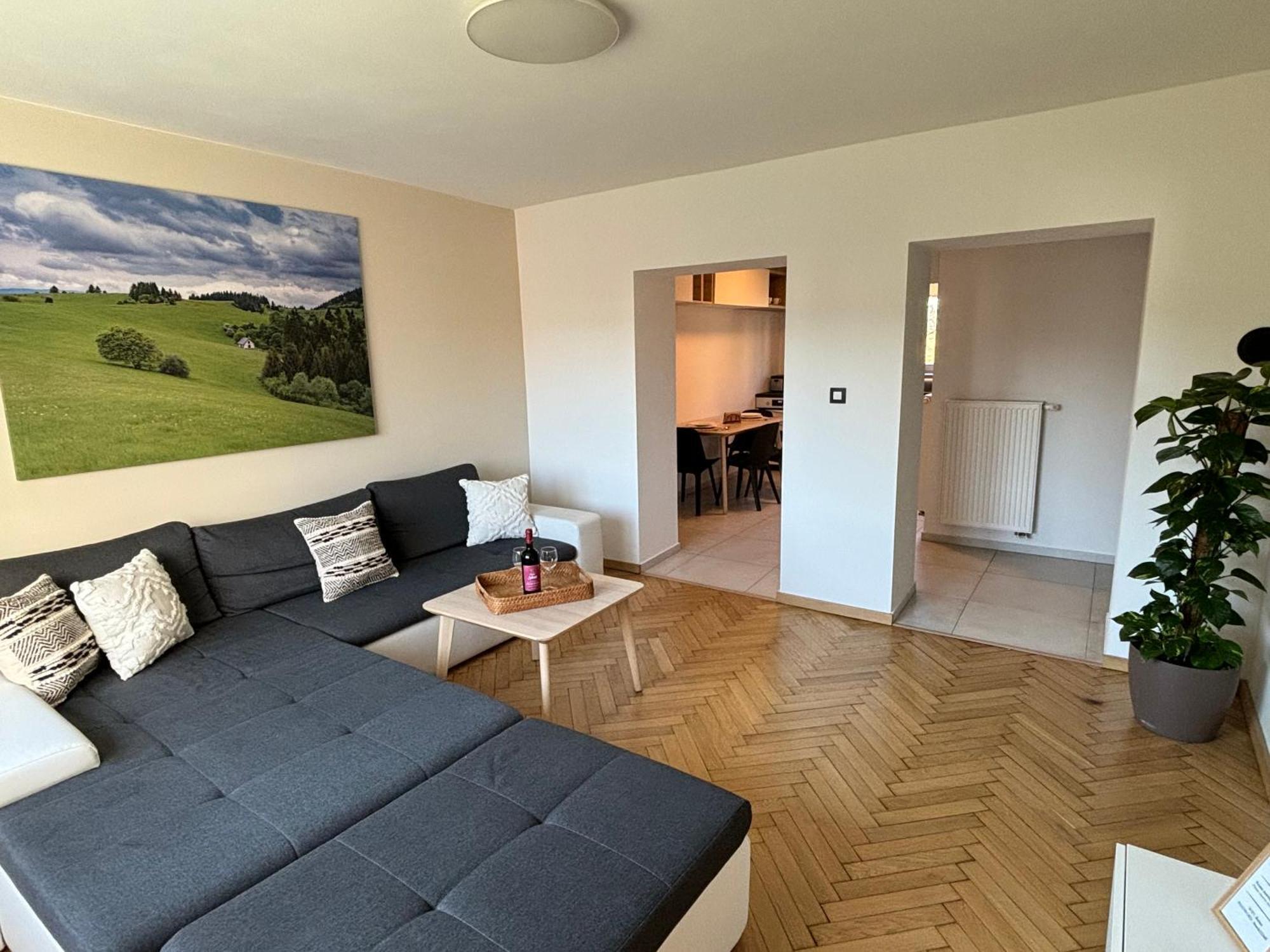 Apartman Relax Zvolen Bagian luar foto
